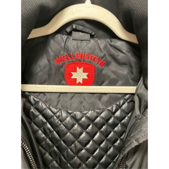 Women's Black Wellenstyn Biscaya Vest with Detachable Hood (Size L) - Picture 6 of 6